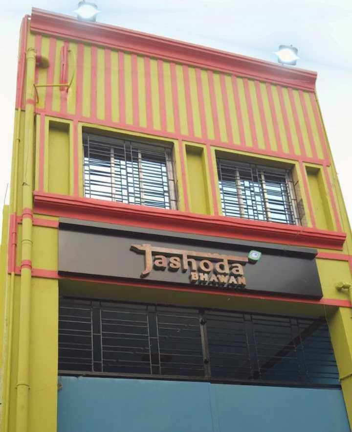 Pop Jashoda Bhawan Near Girish Mancha 호텔 Ghusuri 외부 사진